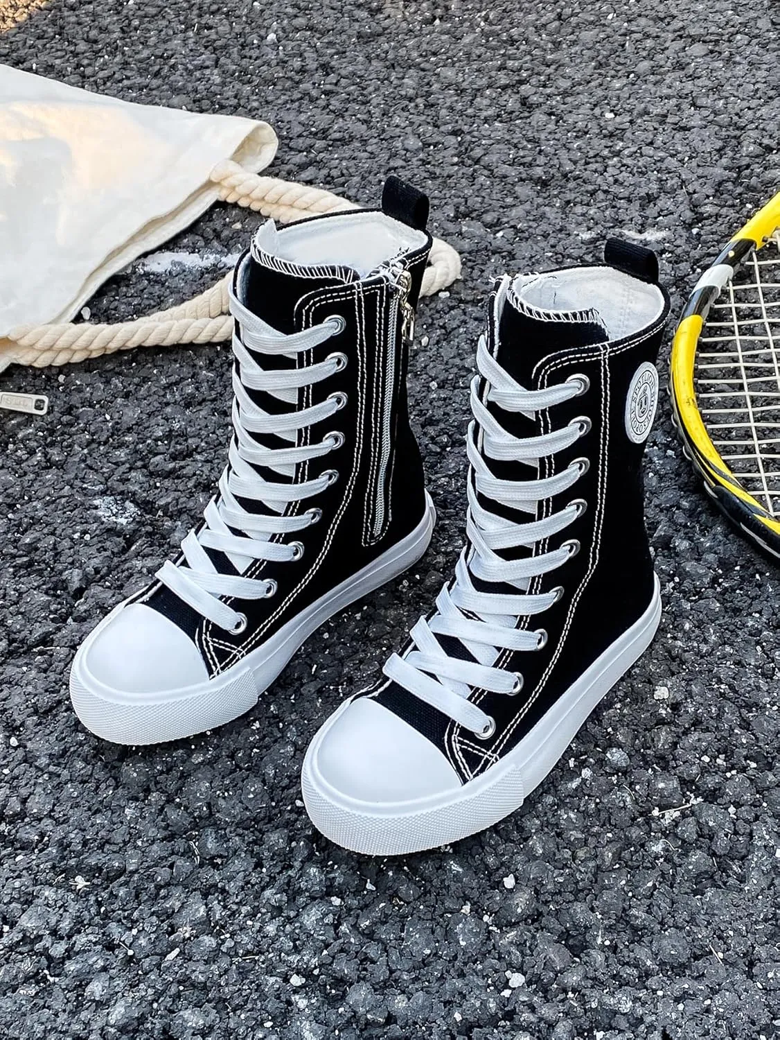 Boys and Girls High Top Children's Canvas Shoes Fashion Street Dance White Campus Shoes Outdoor Leisure Sneakers Shoes
