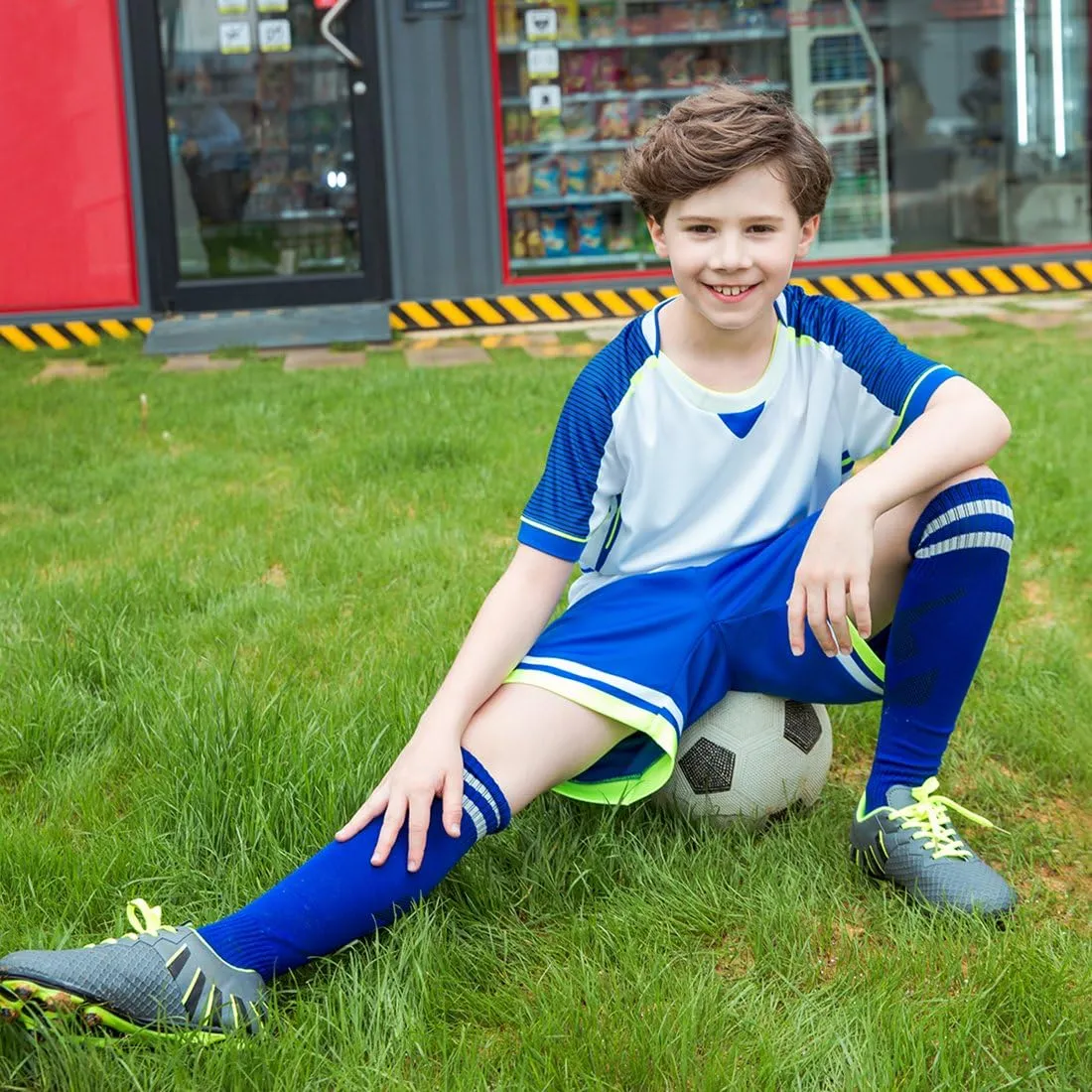 Hawkwell Kids Athletic Firm Ground Outdoor Comfortable Soccer Cleats(Toddler/Little Kid/Big Kid)