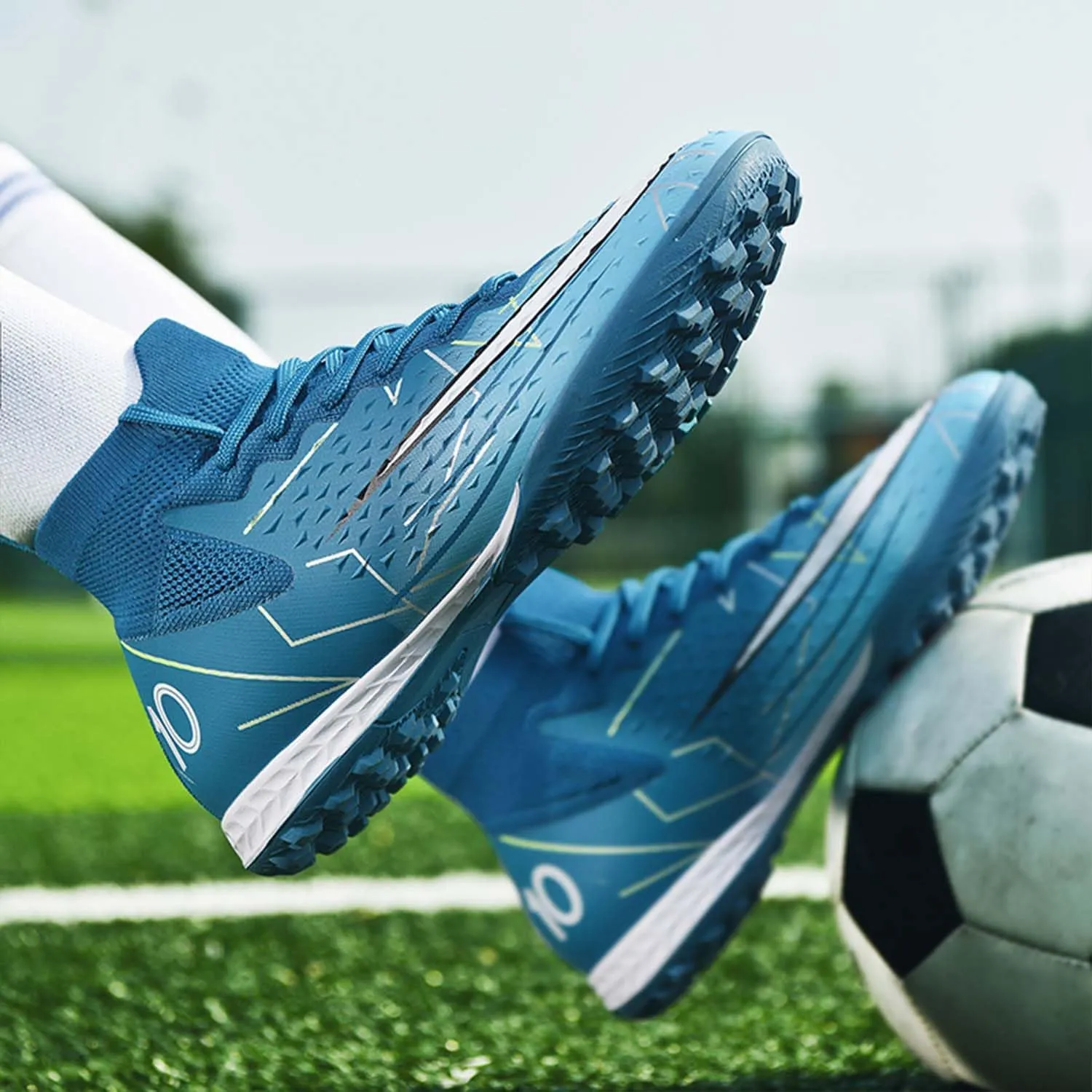 MEBAMY Soccer Cleats Mens Women Outdoor Soccer Shoes for Big Boy AG/FG High-Top Breathable and Comfortable Football Boots Black