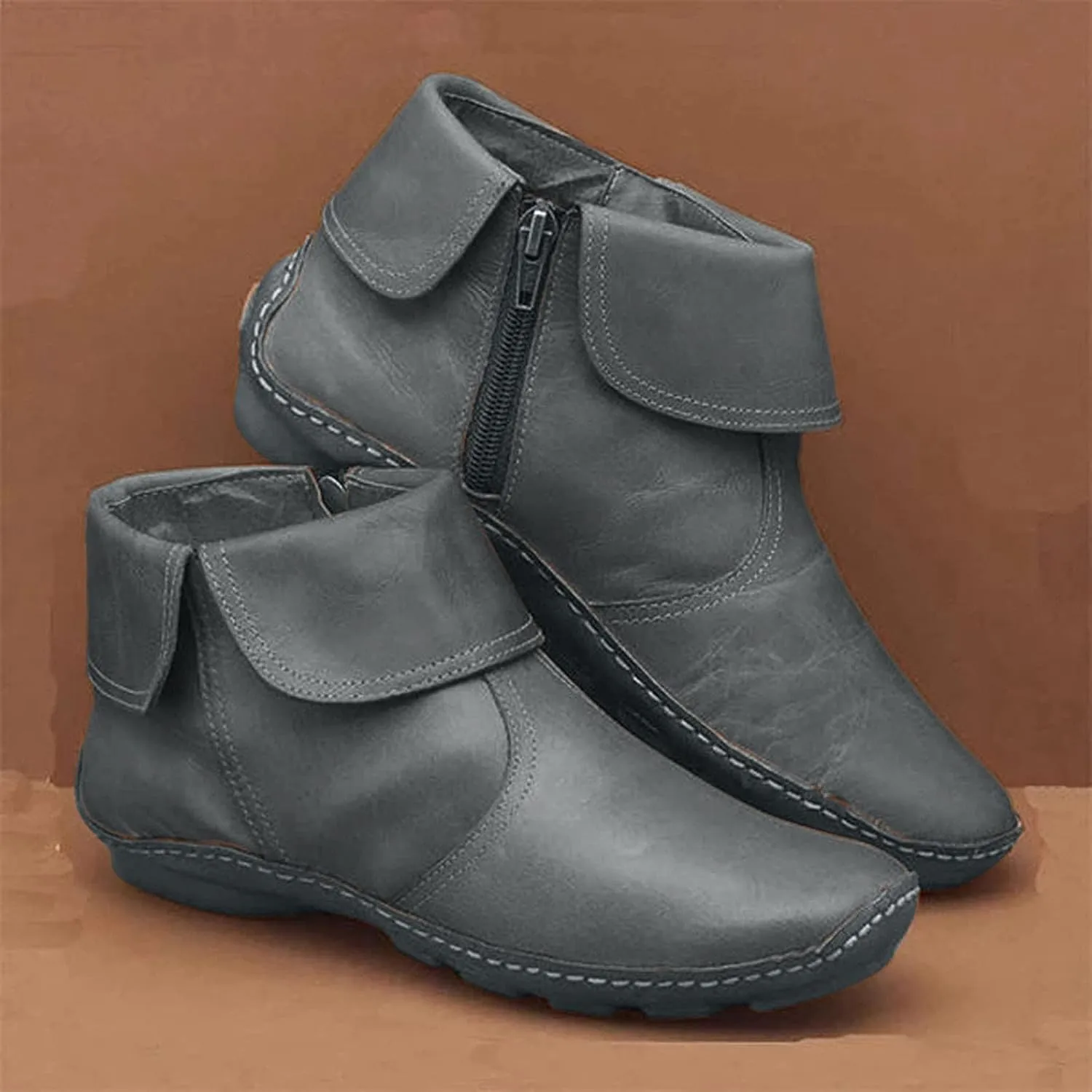 oiangi Leather Ankle Boots for Women Low Heel - Comfortable Round Toe Side Zipper Quilted Non-slip Short Booties Lightweight Casual Flat Shoes