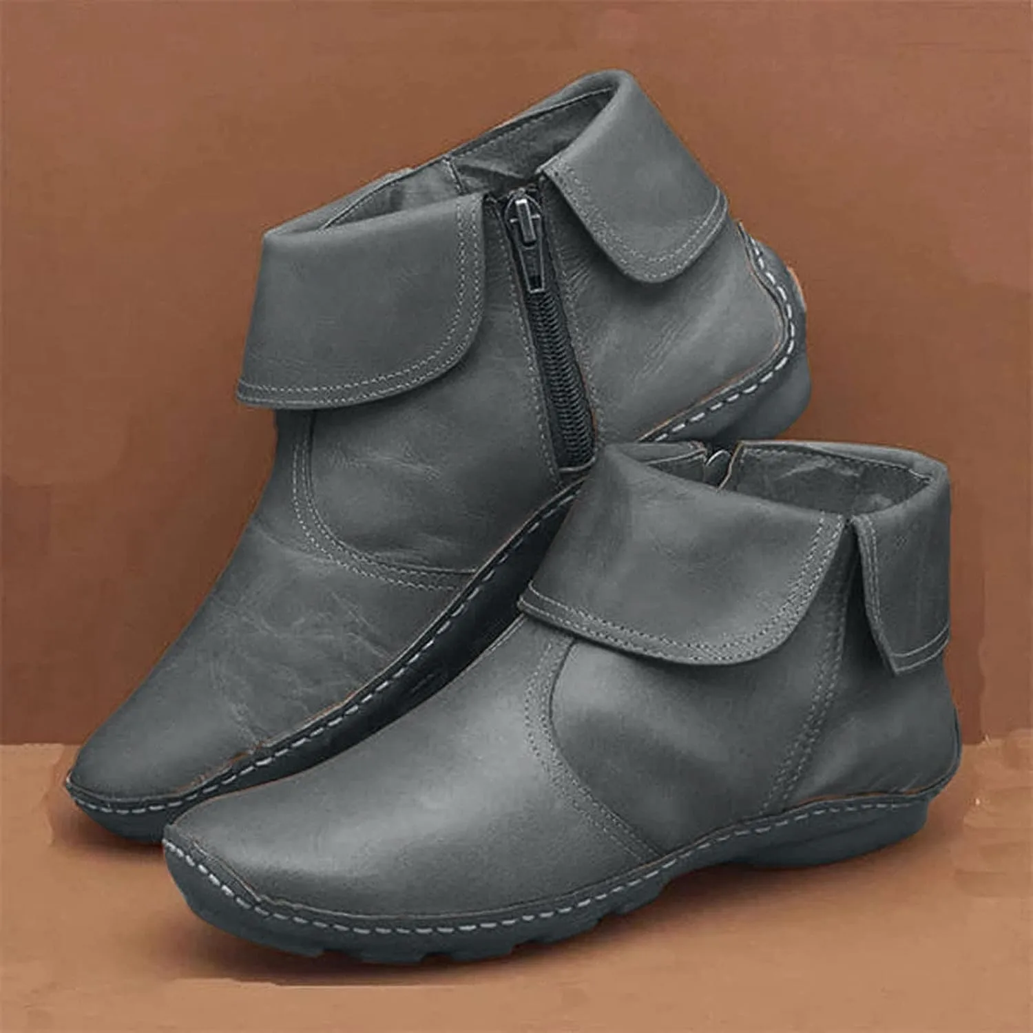 oiangi Leather Ankle Boots for Women Low Heel - Comfortable Round Toe Side Zipper Quilted Non-slip Short Booties Lightweight Casual Flat Shoes
