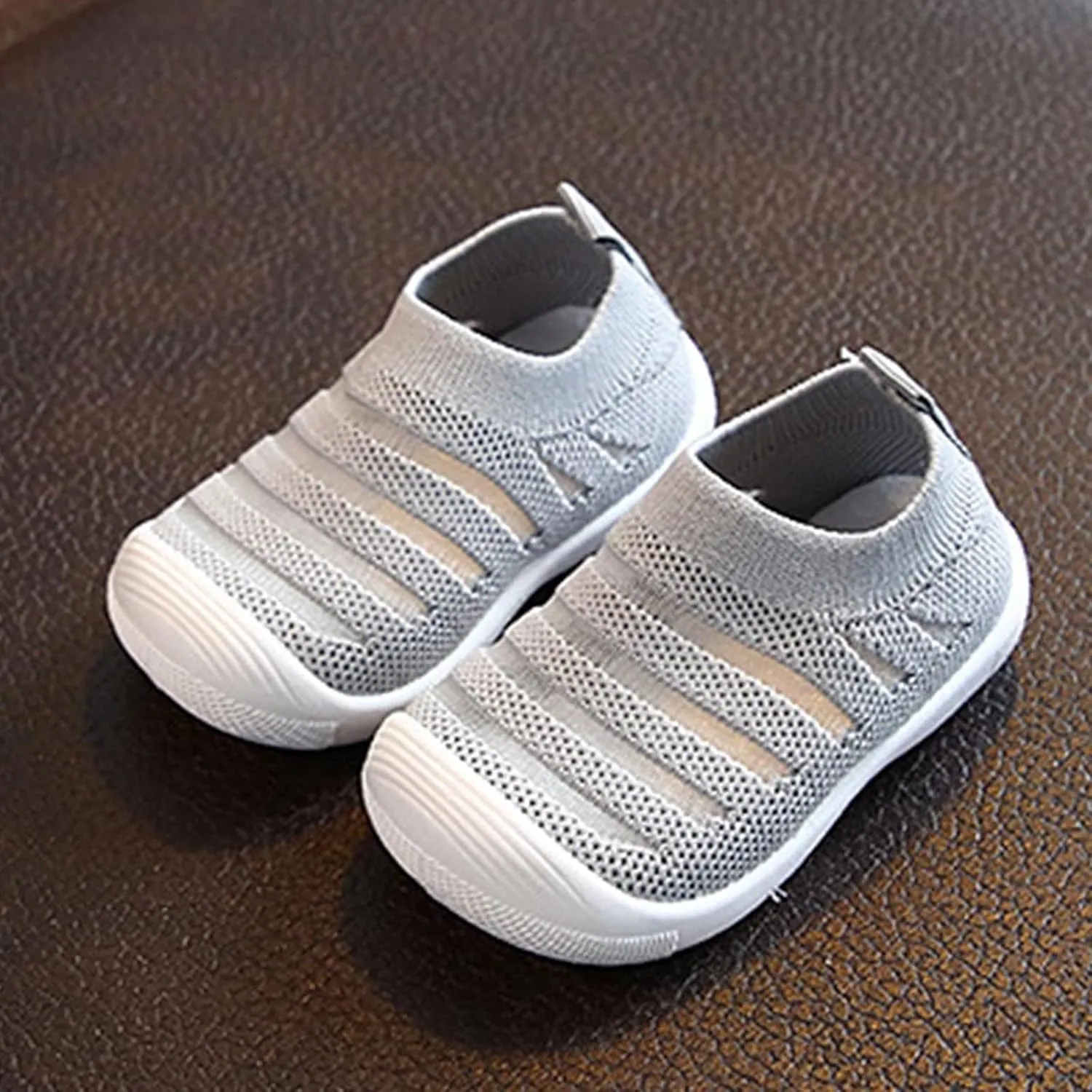 Toddler Basketball Shoes Summer and Autumn Cute Girls Flying Woven Mesh Breathable Flat Solid Little Girl Toddler Shoes