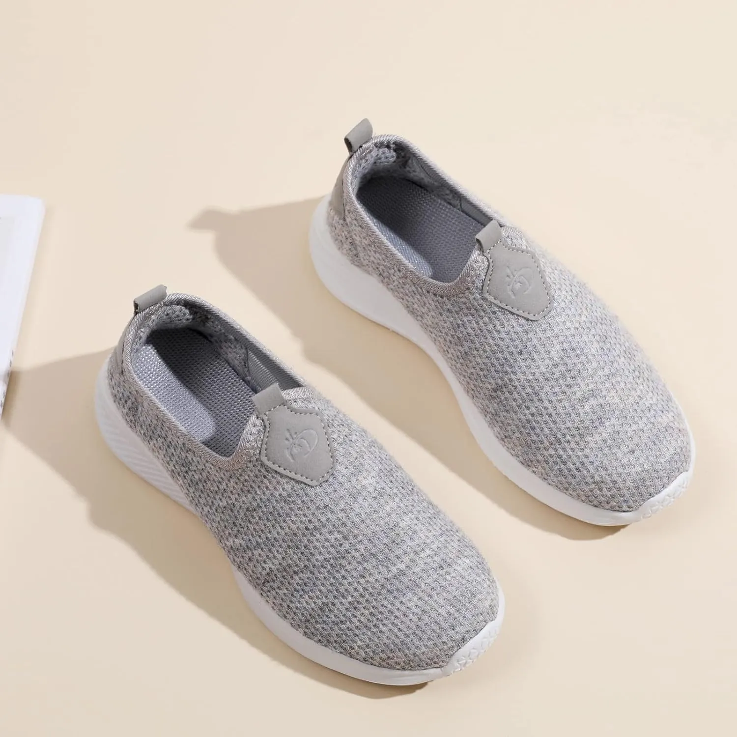 Women's Slip on Walking Shoes Tennis Lightweight Gym Non Slip Work Shoes Women Flat Feet Men's Casual Dress Shoes Waterproof Sneakers Red Tennis Shoe Cross Trainer Shoe