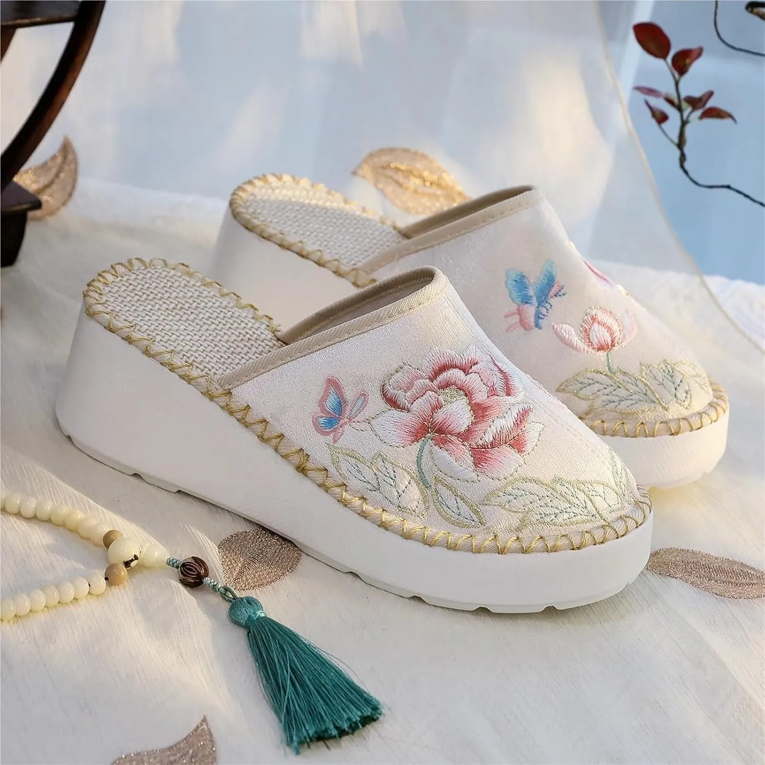 Women's Thick Sole Slide Sandals Cute Embroidery Breathable Canvas Wedge Flats Slippers Comfy Platform Mule Shoes